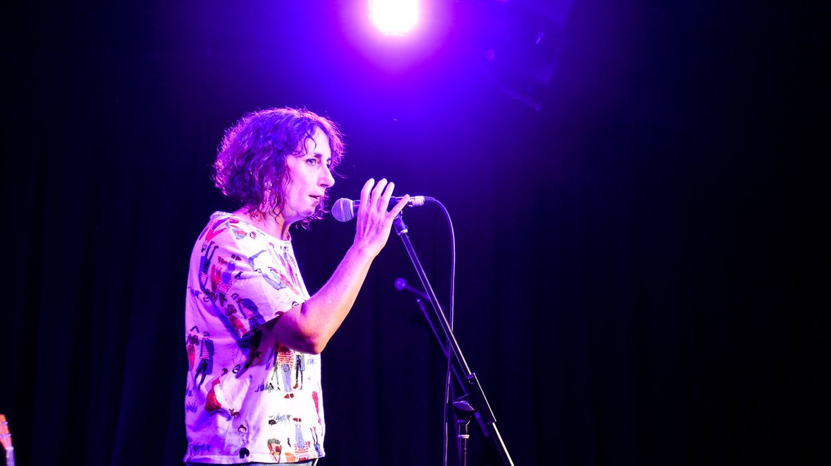 Congratulations to Kelly Gulliver who claimed the top prize at RAW Comedy on Saturday. She now goes onto the national finals in Melbourne in April to represent the NT!