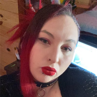 #NewProfilePic https://t.co/zvlhnx0F5b<a href="/tag/newprofilepic"class="tags">#NewProfilePic</a>