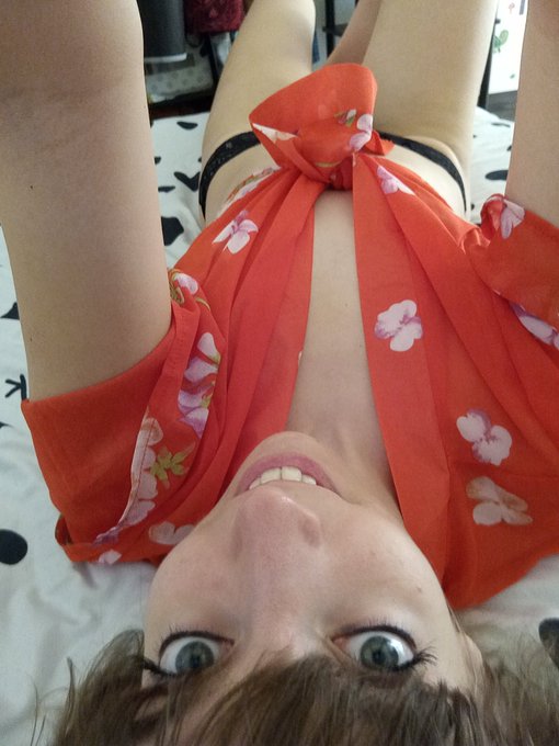 I am online @chaturbate cum say hello at https://t.co/ISes9Guc1q #chaturbate #chaturbategirl #camgirl<a class="tags" href="/tag/chaturbate">@chaturbate</a><a href="/tag/cammodel"class="tags"><span>#cammodel</span></a><a href="/tag/camgirl"class="tags"><span>#camgirl</span></a><a href="/tag/chaturbate"class="tags"><span>#chaturbate</span></a><a href="/tag/chaturbategir"class="tags"><span>#chaturbategir</span></a>