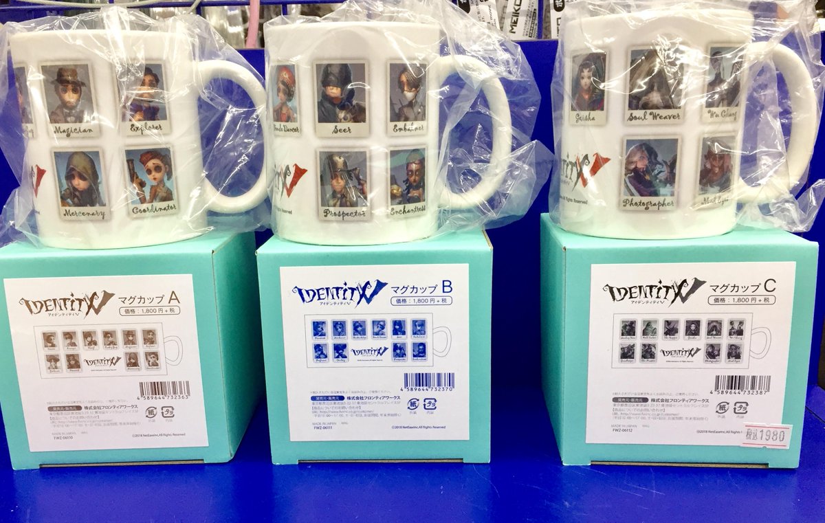 コーナー情報】「IdentityⅤ 第五人格」のグッズコーナーを5階にて