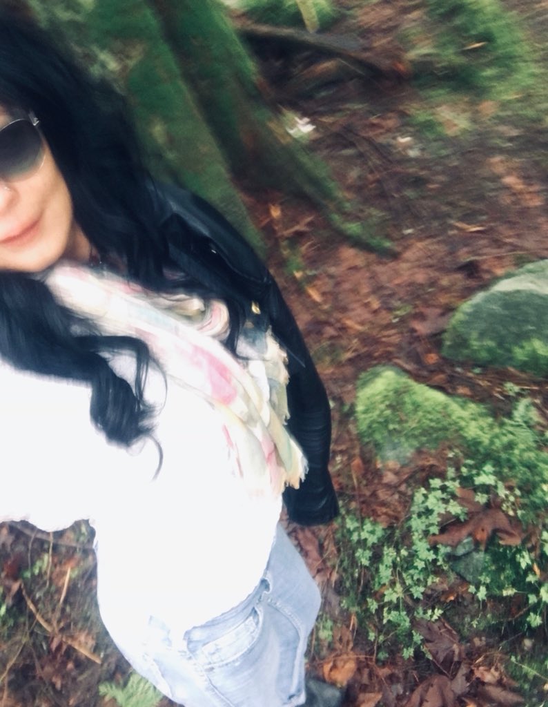 BayleeShot's tweet image. Ok! Ok! Ok! I got it Figured! I just became a #FirstClassAss advertiser with @asuitorssin #MembersOnly. Now you can WIN A #DATE with me! 1 &amp;amp; 25 chances to win. Only $18 per square! #waffles #Edmonton @cafreviews_com @caf_rt #innovative #Advertising