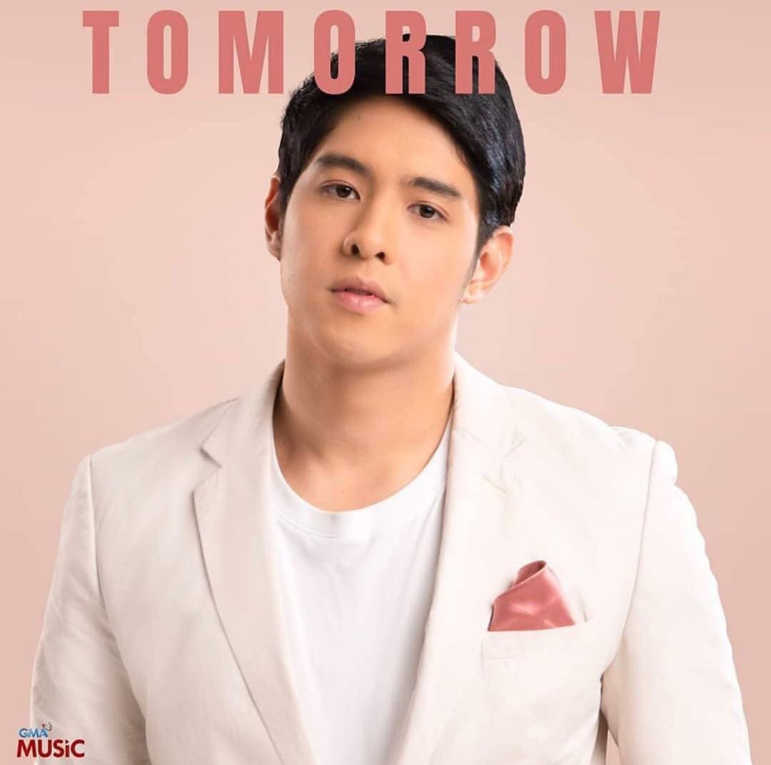 lab2ren's tweet photo. The full version of #Magkaagaw star and GMA @artistcenter talent #JericGonzales' #LineToHeaven single will be available worldwide TOMORROW, March 10. #LineToHeavenJeric 🎧 https://t.co/qIhhuPJsuH
