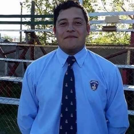 Primera_LC's tweet photo. Voluntario de nuestra compañía extraviado, sector Cocalan - Las Cabras, ultima vez visto con polera roja y pantalon oscuro, su auto Suzuki Baleno con baliza. @BomberosdeChile @elrancaguino @eltipografo @TVN @canal13 @Bomba_LoMiranda https://t.co/GQUrBOoRts