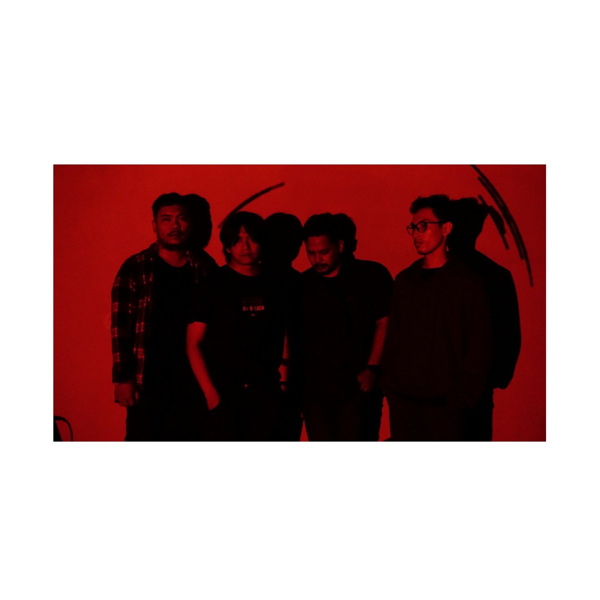 Ozzycrazydiary's tweet photo. #NewProfilePic https://t.co/UEh0flKkIx