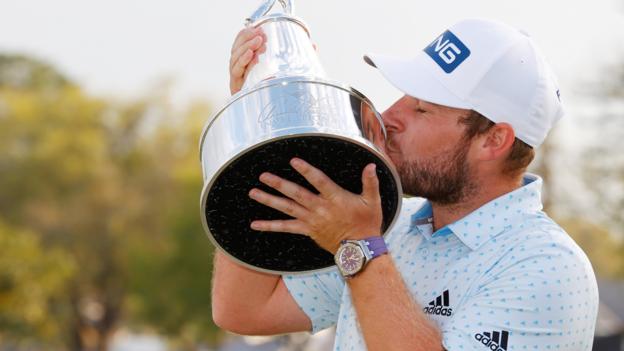 What a great win for <a href="/TyrrellHatton/">Tyrrell Hatton</a> last night <a href="/APinv/">apinv</a> by 1 shot, many congratulations.