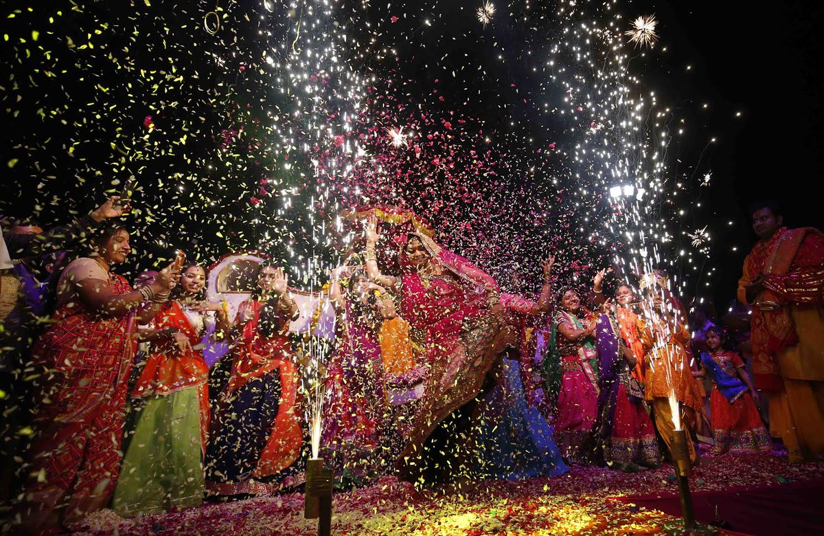holi bonfire london