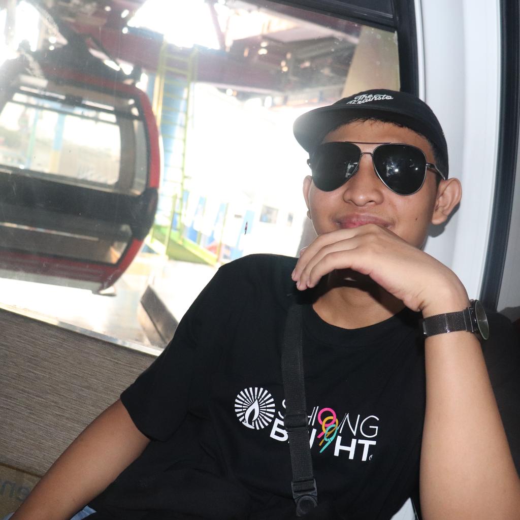 andriy_setiaw10's tweet image. #FotoProfilBaru