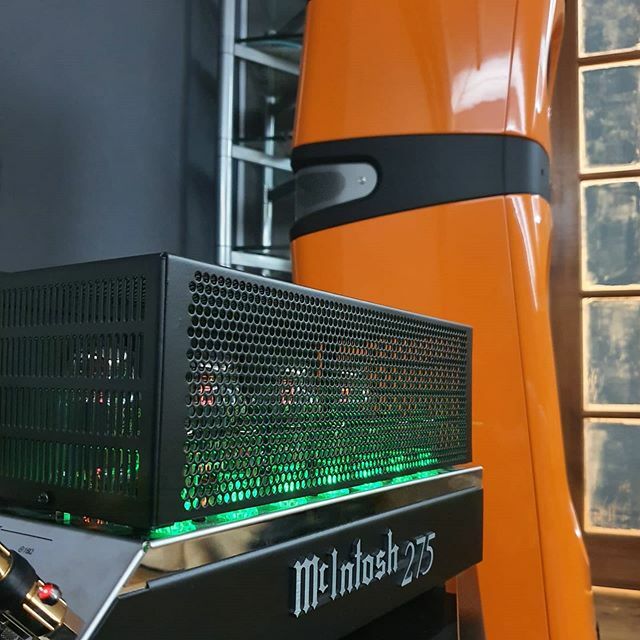 XtremeDetailing's tweet photo. Quite a site to behold this morning. #focalspeakers #mcintoshlabs #valveamp #highendaudio #hifiporn #hifi https://t.co/kN0k9a8d6E https://t.co/HHal25xsG4