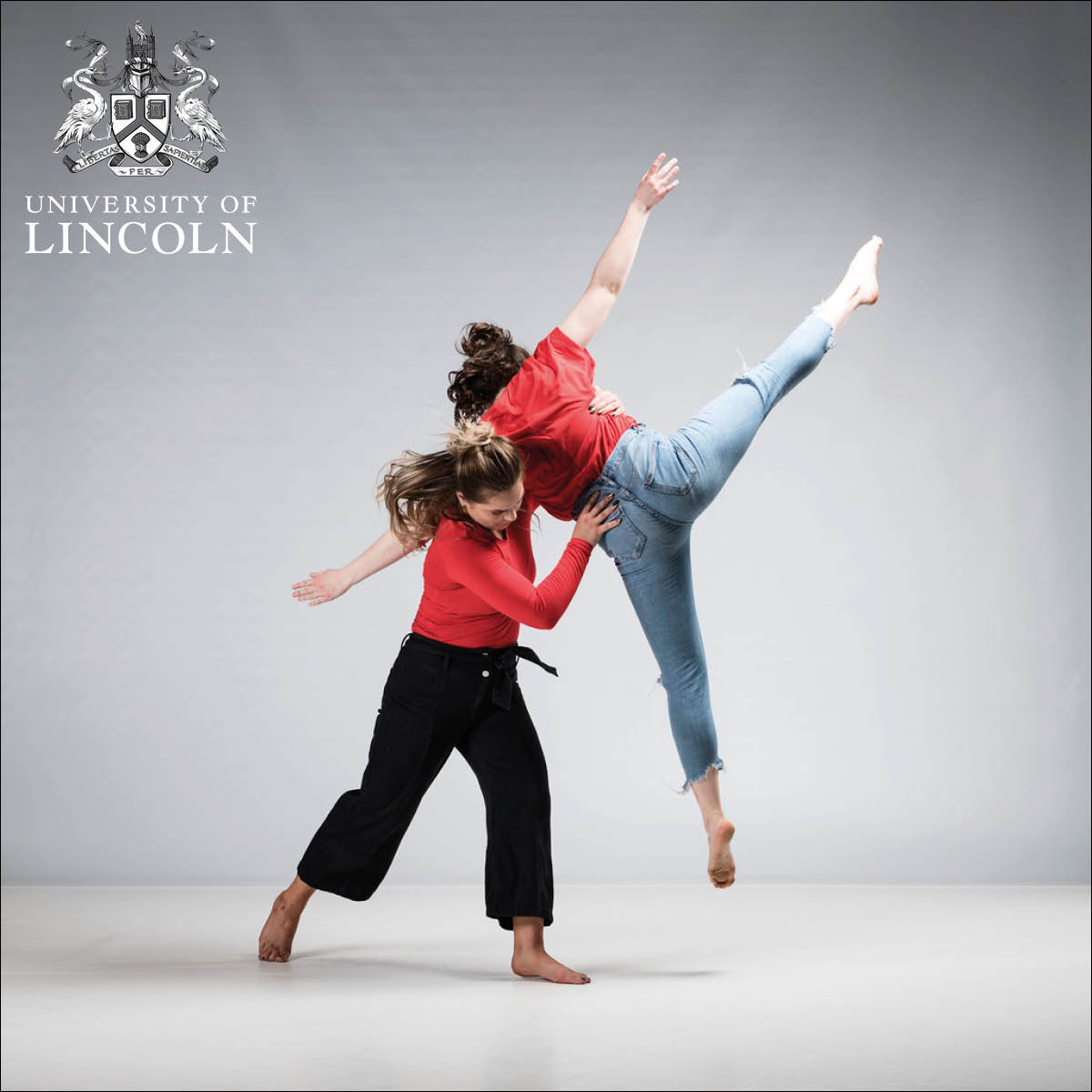 Do the young people in your family love to Sing, Dance &amp; Act? Give them a taste of Uni life with our 1-week summer intensive in Performing Arts. 
bit.ly/2IuP8H5

#uoldance #lsfpa #performingarts #summerschool #LPAC #whyartsmatter @LSFPA_Lincoln 

Photo Credit: Tim Cross
