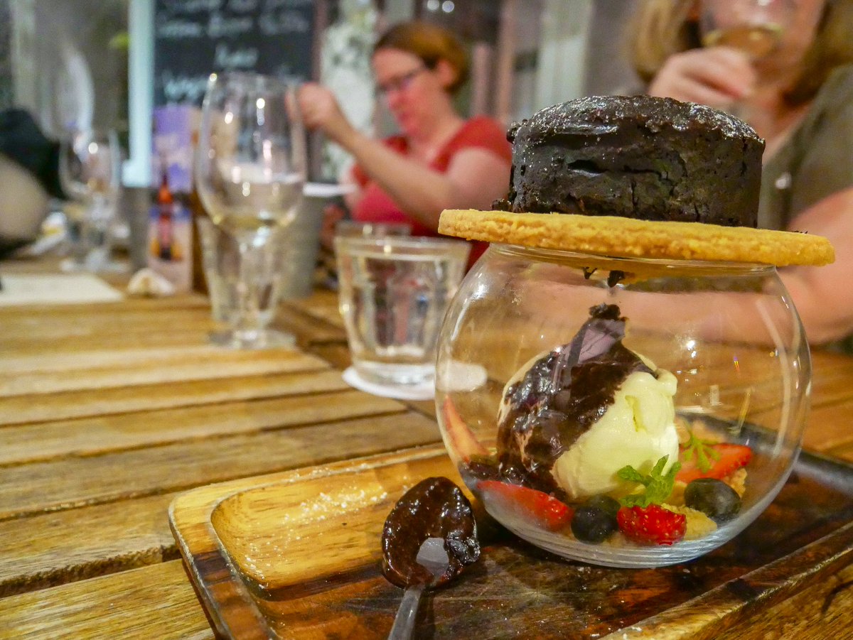 TheRareWelshBit's tweet photo. AD | You can take the girl out of Wales... 🏴󠁧󠁢󠁷󠁬󠁳󠁿 Didn’t expect to be eating lamb during my first meal in Borneo, although I’m not complaining! Delicious it was too - although not quite the same as Welsh Lamb! 🐑🏴󠁧󠁢󠁷󠁬󠁳󠁿#EnchantingSabah #FlyRB https://t.co/yBE6YNUHzB