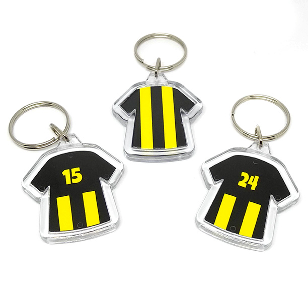customoongift's tweet photo. Llavero personalizado de plástico en forma de camiseta
#llaveropersonalizado #llavero #regalopersonalizado #regalo #customoon #llaveroplástico #camiseta https://t.co/fTO41Bc07B