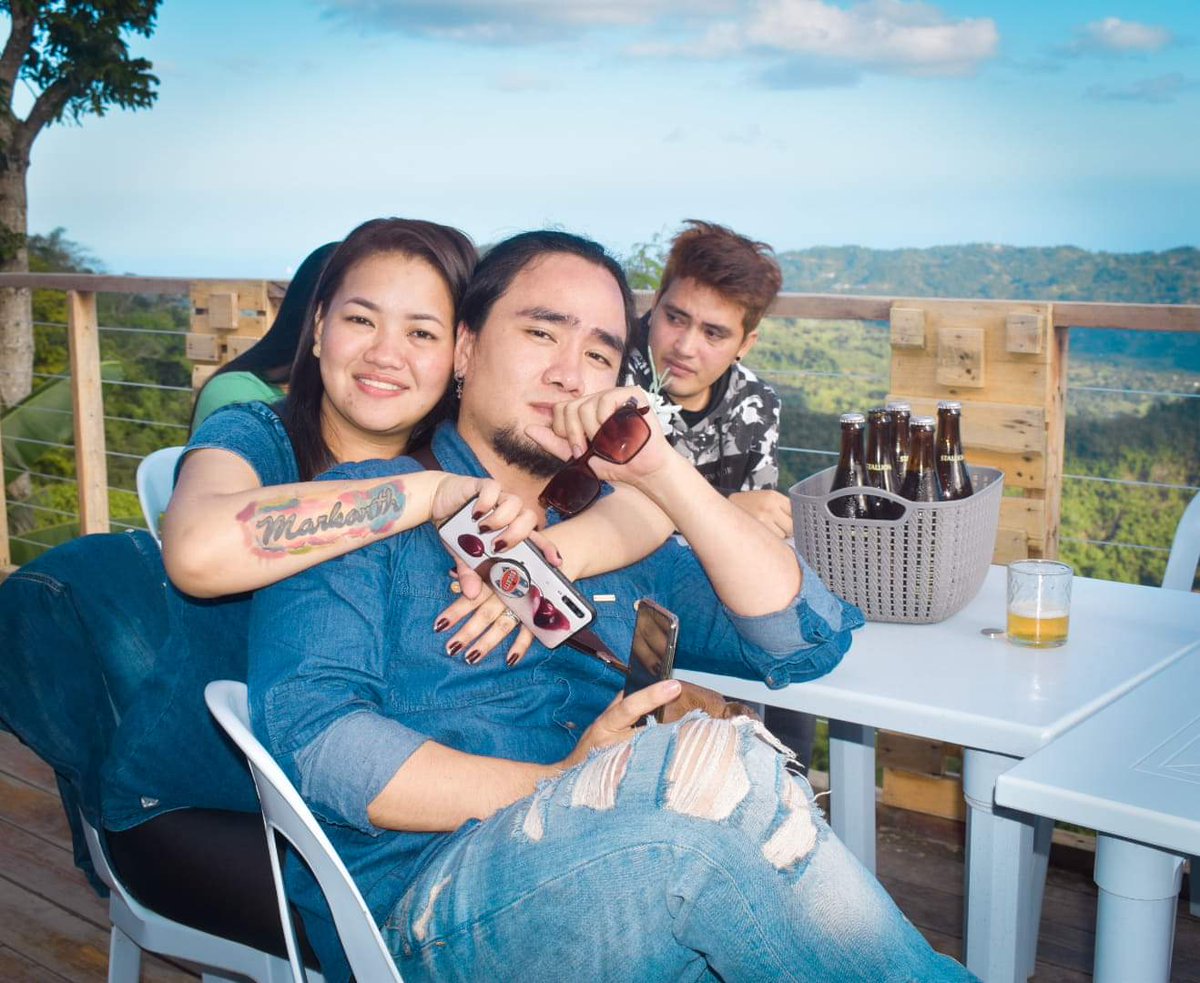 MarkAnthonyBag5's tweet photo. there is only one happiness in life
to love and to be loved. https://t.co/NkYL8FX7ce