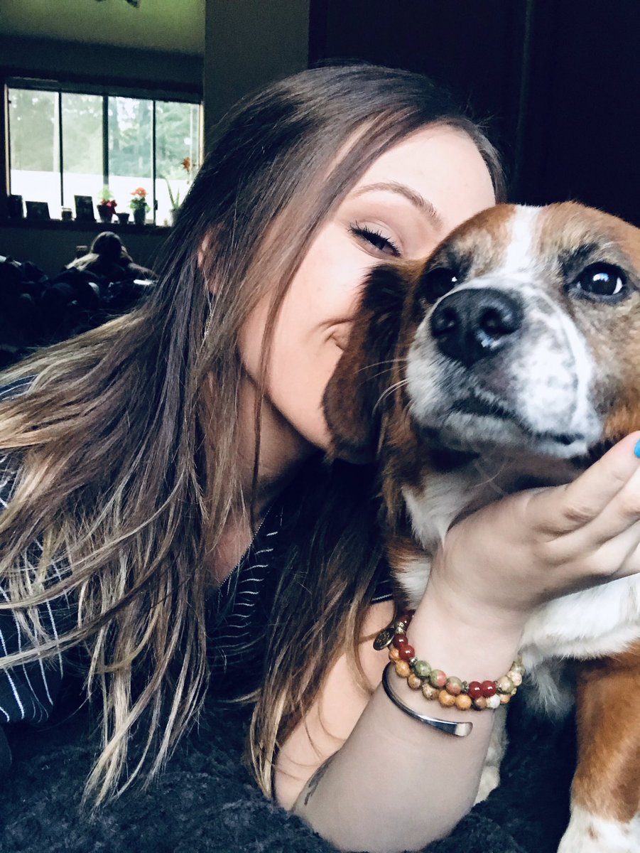 Katelynn_May_'s tweet photo. Meet my River man twitter 💚 #furbabes https://t.co/ww14G6l2M0