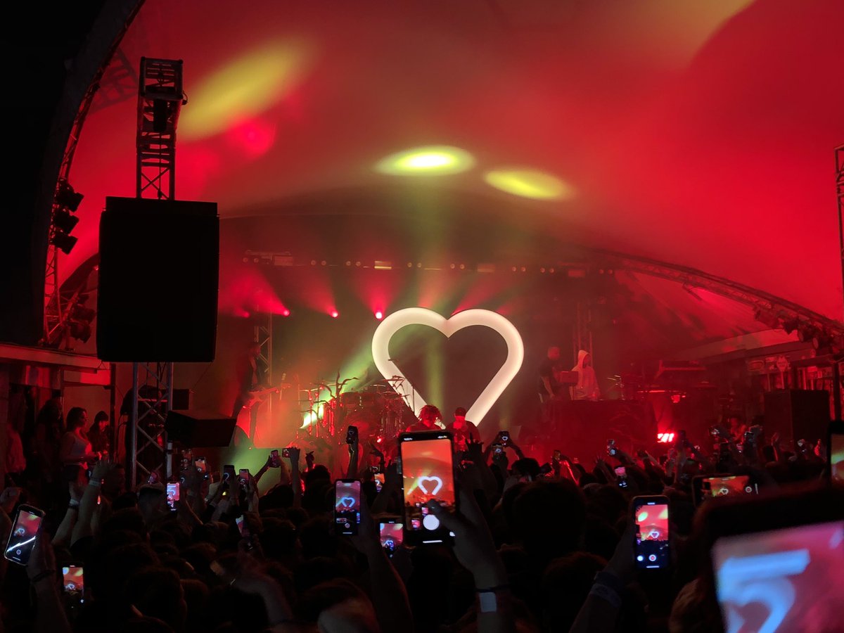 AxelE214's tweet photo. i wuv trippie redd

love me more tour✅ #allty4 https://t.co/FVL9iNtdFL