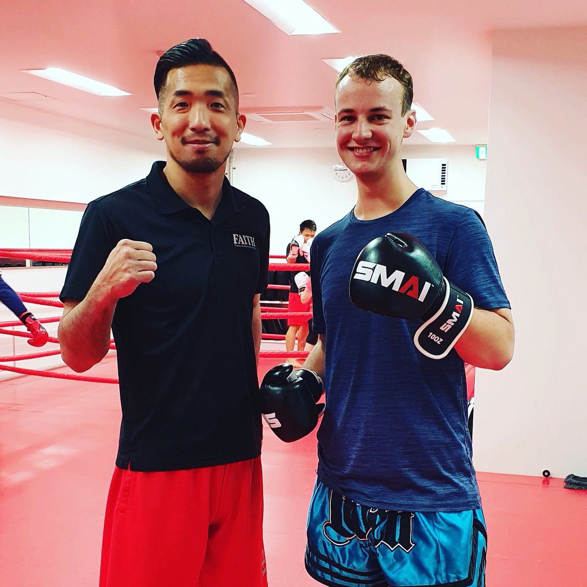 Faith フェイス 初心者向けキックボクシングジム Faithに遊びに来たオーストラリア のティム君 コロナなんて気にしないぜ 8 ノ お前は勇者だ Faithkickboxing キックボクシング キックボクシングジム ムエタイ ムエタイジム 人形町