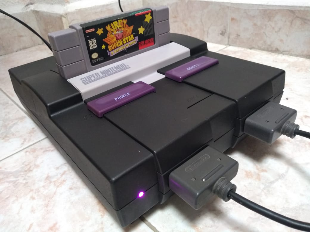VanderWaals19's tweet photo. Aesthetic SNES
#snes #RETROGAMING #ledmod #customsnes #vaporwave https://t.co/vlHXLgVzYb
