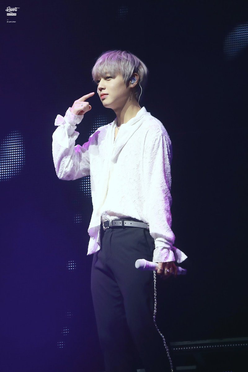rabbitkeeper_jh's tweet photo. 191222 팬콘 아시아 투어 360

지훈아 보고싶오ㅠㅠㅠ

#박지훈 #ParkJihoon https://t.co/D4revJ79pH