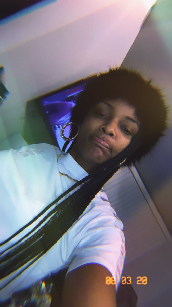 YoFavMilf's tweet photo. 🐝z . https://t.co/reOXym0nRC