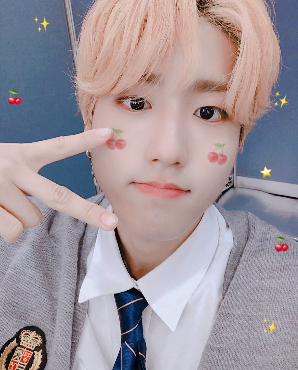 Джисон stray kids. Хан джисон из stray kids. Хан джисон из stray kids. Джисон stray kids. Хан джисон из stray kids.