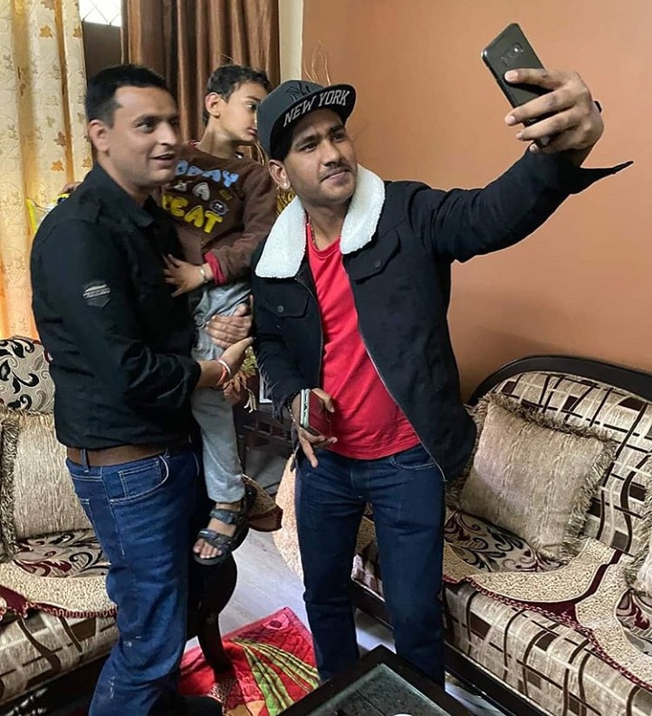 sawaibhatt's tweet photo. #sunnyHindustani #sunnySinger https://t.co/GSzr52l3Pz