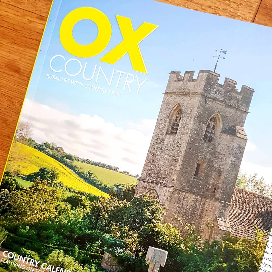 Defyne_Design's tweet image. With a cover like that you'd be forgiven for thinking summer had arrived.  Say hello to the latest edition of #OXcountry #countrylife #publication #publishers #magazinecover #magazines #design #graphiclife #designlife #publication