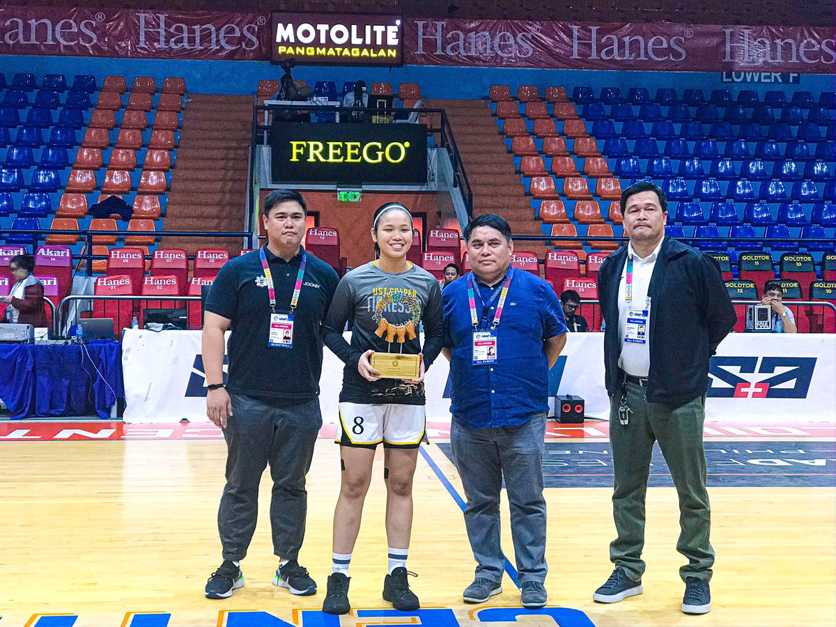 ustigertv's tweet photo. History was made today! 🏀

Congratulations to Erika Danganan (@erika_danganan) and Brigette Santos (@ETTEGIRBSantos) for being part of the first ever Mythical 5 Selection of the UAAP Girl’s Basketball Tournament! 

#TigerTakeover
#USTForMore
#GoUSTE https://t.co/PJUYa2x8T5