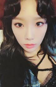 vivis_03's tweet photo. #StayStrongTaeyeon
Perder a un padre es un dolor q nunca desaparece, yo lo sé, pronta resignación y fortaleza para afrontar esta perdida https://t.co/PGI8NdAt1v
