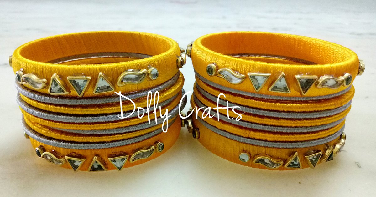 threadbySujitha's tweet photo. Classy Combo β€οΈ
#yellowandyash #handmade
#threadbangles #HandmadeHour @HandmadeHour https://t.co/uPtZIpJq2U