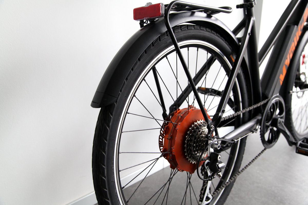 MoovDrives's tweet photo. Ilusionados presentamos a @gomobilityexpo el sistema MyBik-e para bicis eléctricas urbanas, donde han contribuido varias empresas de Irun:@ATELEI_Eng @fpbidasoa Josmil @kinendu CadenWheels, Rodaplus @3R3DTechMat @FicobaFundazioa @Bidasoaactiva @8iMedia @Irun_informa @BOolazabal https://t.co/8DaV89N6EP