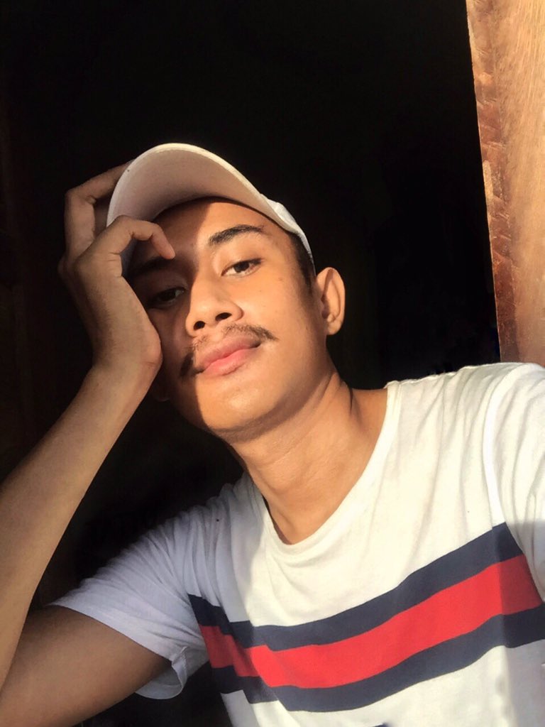riyantorahmatt's tweet photo. Potong ga nih? https://t.co/ifCac1OICl