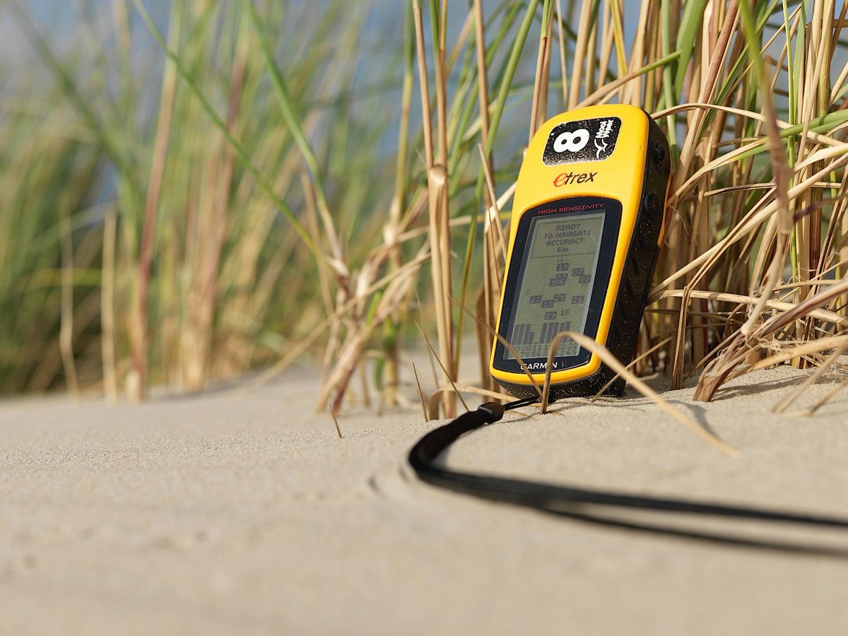 Het eiland Terschelling is uitermate geschikt voor schitterende fiets- of wandeltochten. Wij laten je door middel van een gps de mooiste plekjes van het eiland zien. Een zeer geschikte activiteit voor gezinnen, maar ook als teambuilding! Iets spannender? Huur er een step bij!