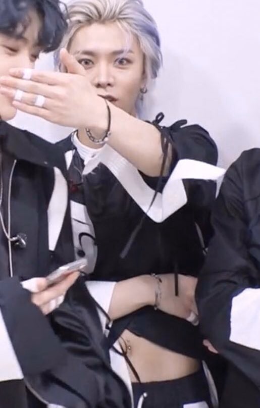 yutapics's tweet photo. 💥🔥❤️ https://t.co/4X9yZQdqBG