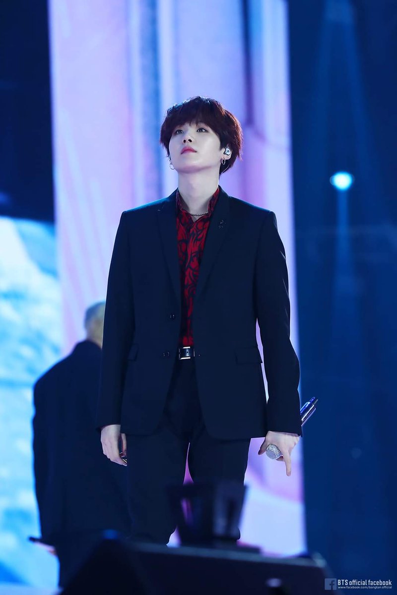 4everpurplebts's tweet photo. Cảm ơn vì đã trở thành một idol để  có thể biết đến anh #HAPPYYOONGIDAY 
#SUGA #YOONGI https://t.co/U9ffMmcqt2