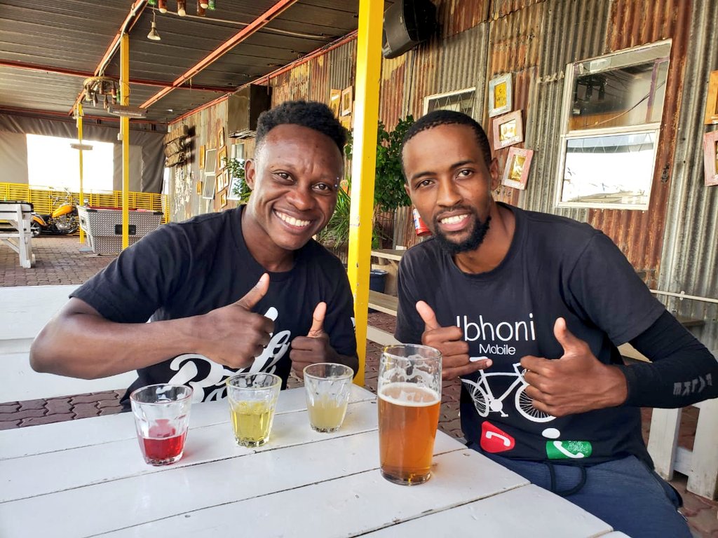 We had visitors from Jamaica 🇯🇲 in Soweto this past weekend. Cycling our beautiful township, meeting locals, eating and drinking loca! 🇿🇦

#WeLoveSouthAfrica #MyStreetTourism #iBikeSoweto #BookIbhoni #SouthAfrica #Soweto #iBikeSoweto