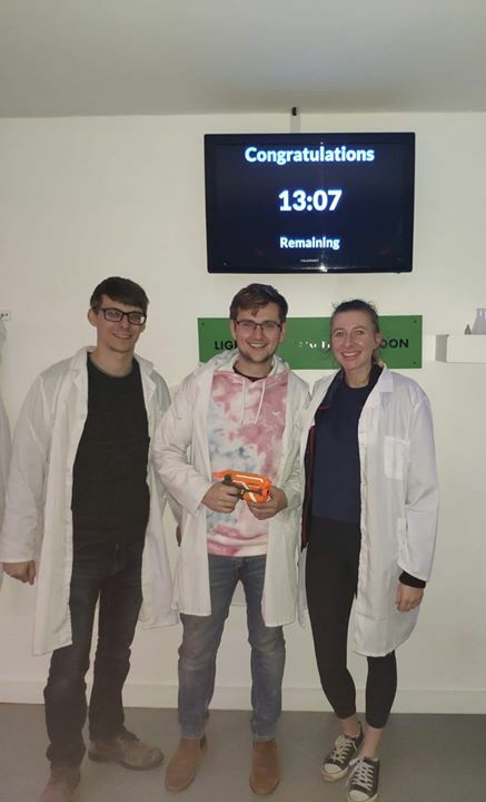 EscapeKent's tweet photo. Great work from this group of scientists who risked it all to save the world from the #AlienAttack will plenty of time to spare

#EscapeKent #EscapeRooms #Canterbury #Wincheap #TripAdvisor

https://t.co/d1Yi2rfKtd https://t.co/hjGVVwDFbJ https://t.co/D1jK5BUilb