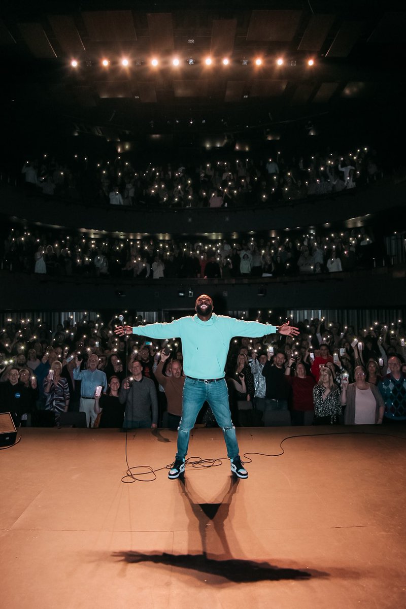 kojoanimlive's tweet photo. Packed all the way to the rafters! Thank you Shrewsbury for an amazing night on #Show18 of the #taxitour #kojoanim #bgt #comedian #funnypeople #tourlife https://t.co/Pa42YMWPtl