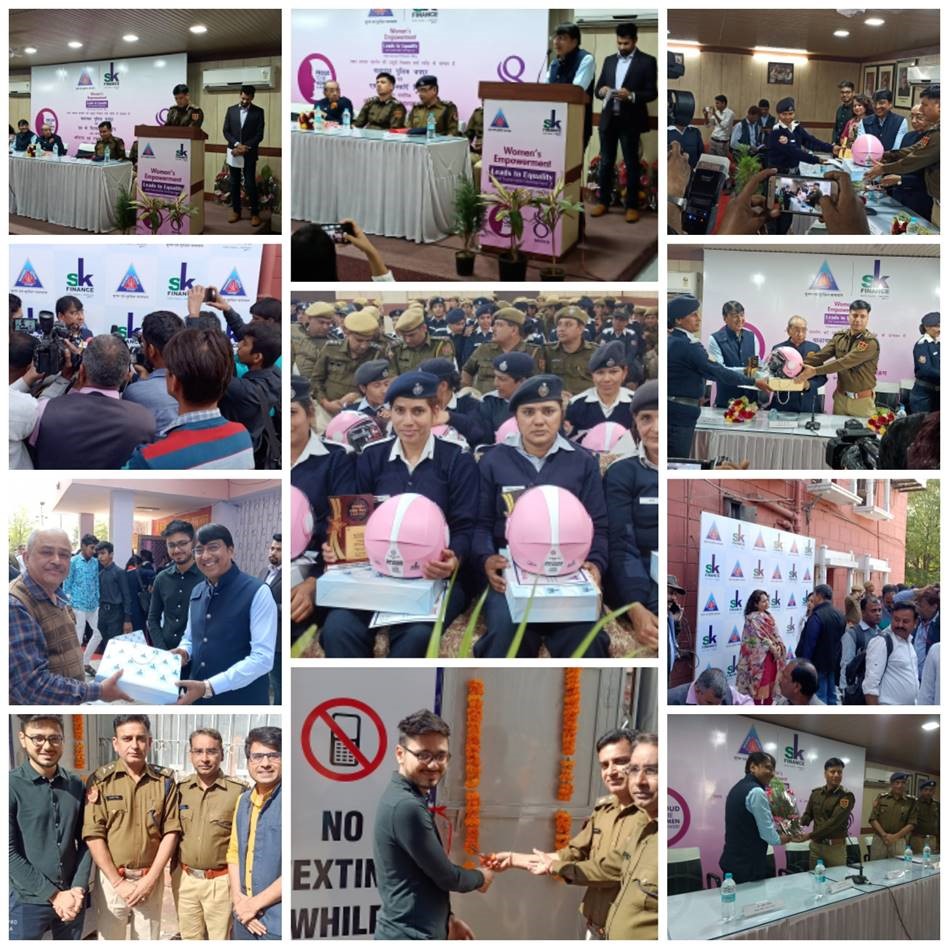 SKFinanceLtd's tweet photo. 8th March International Women’s Day - Ess Kay Fincorp Ltd with Jaipur Traffic police honored the female traffic police personnel at Rajasthan Chamber of Commerce, Jaipur
#WomenDay2020 #ESSKAy https://t.co/sVmieMdixb