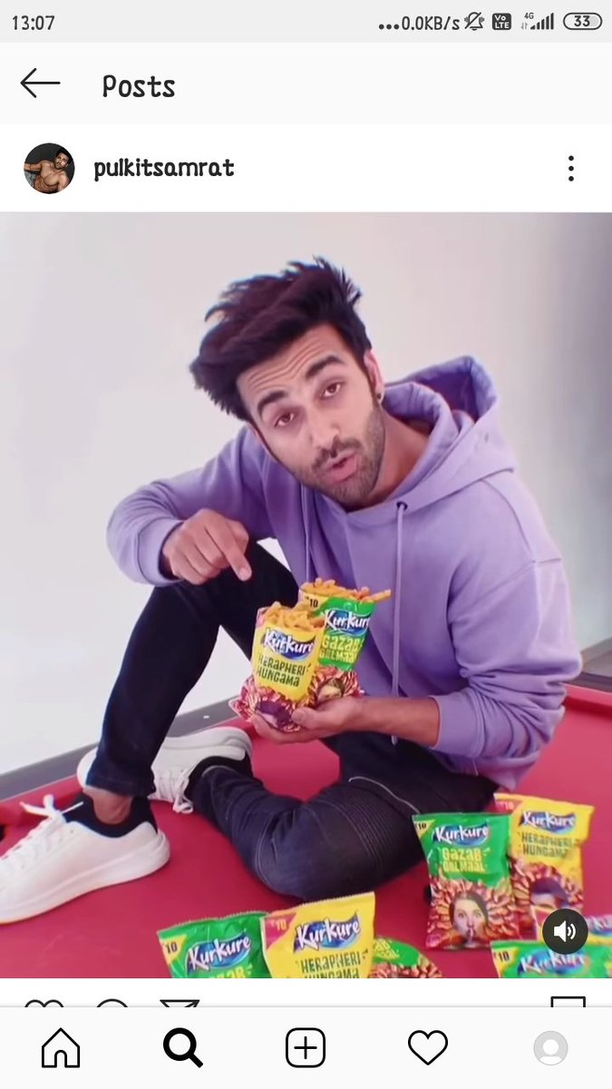 lost_chap's tweet photo. So pulkit samrat tagged sid in his kurkure advertisement and challenged varun also.. 
Similarly sid tagged and challenged shehnaz gill.
And dumbos fulfilling their fantasy by saying sid loves sana so he challenged her #KyaMasaleHai #BaarishWithPahira #HappyHoliSidharth https://t.co/GyXjGpUjXq
