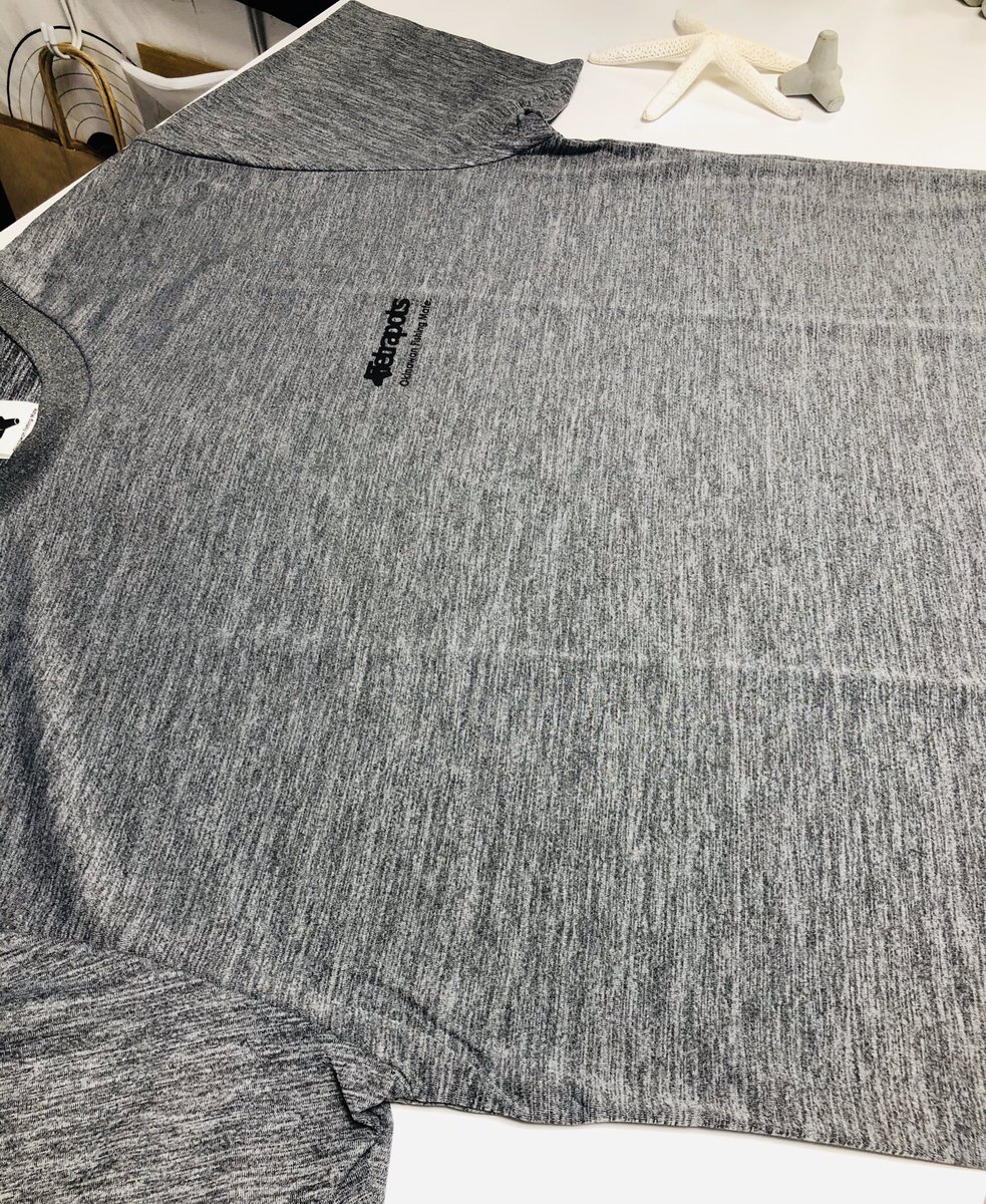 tetra_office's tweet photo. 🔥Okinawa staffオススメ🔥
『dry tee』grey colorは多色配合のヘザー素材でよりスポーティーに仕上がっております✨🏄‍♂️
店舗では、dry衣類の中でも特に人気商品です🏆
贈り物にもオススメですよっ🎁
#Tetrapots #テトラポッツ #沖縄 #okinawa #drytee #釣り #fishing https://t.co/APb5HNRhdf