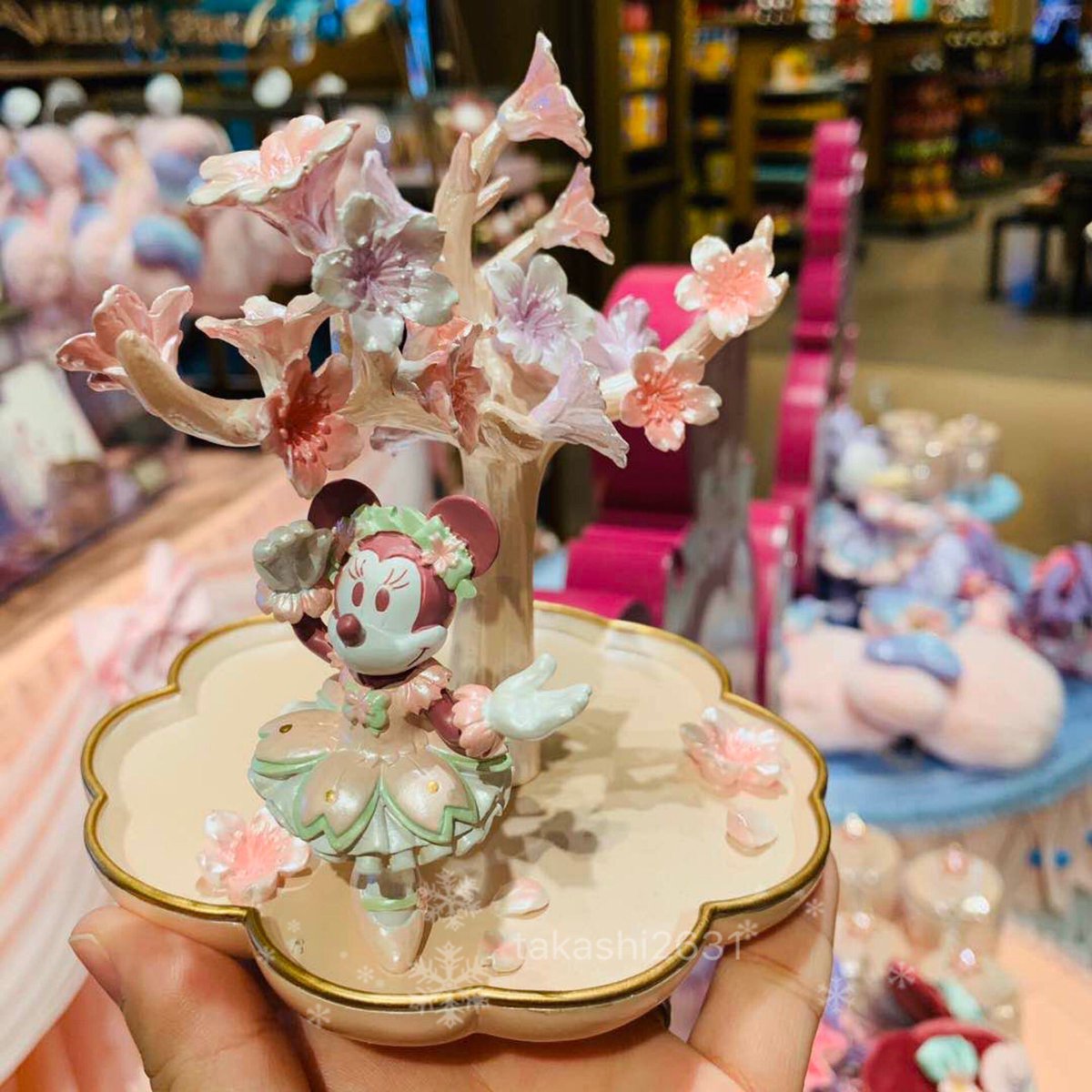 上海ディズニーグッズ紹介アカウント 桜シリーズ ミニーちゃんのフィギュアは199cny Shdl Md 上海ディズニー 上海ディズニーランド