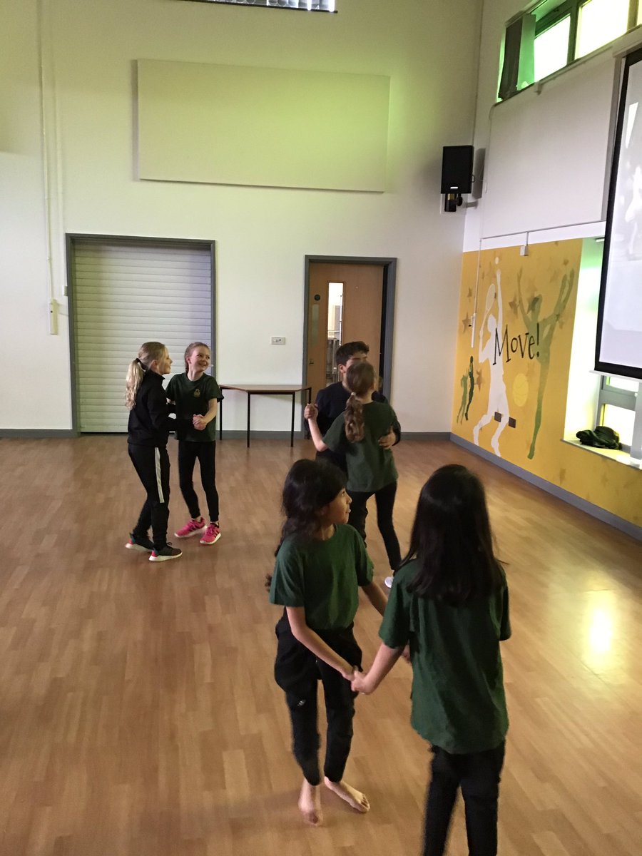 owlsMPS's tweet photo. Year 4 enjoying dance in PE https://t.co/B5ejbSav8n