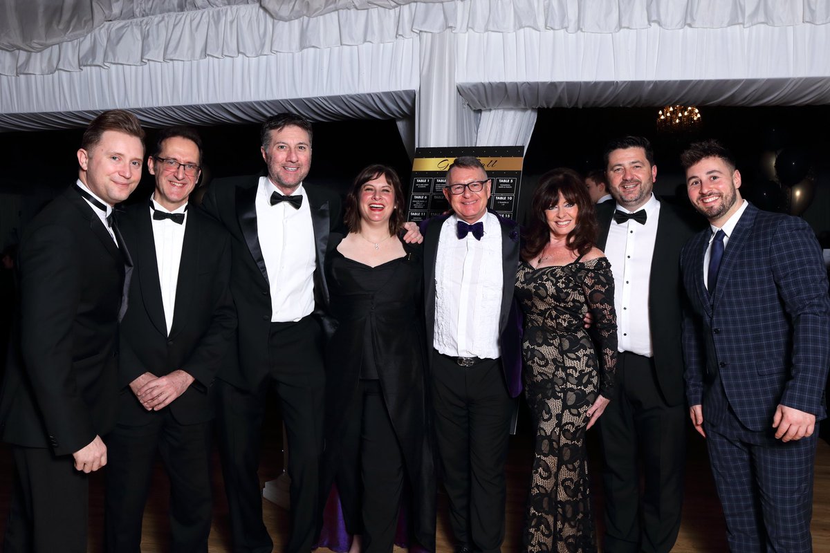 vickimichelle's tweet image. Brilliant night raising money for  @LordsTavEastern Proud to be President with Ronnie Irani. Fabulous supporters. Raised £14,000. Ian Irving great host, so funny. @iantopcomic Well done @JoshMaleary #IronManChallenge @RonnieIrani #JoHicks @BorehamHouse @LordsTaverners