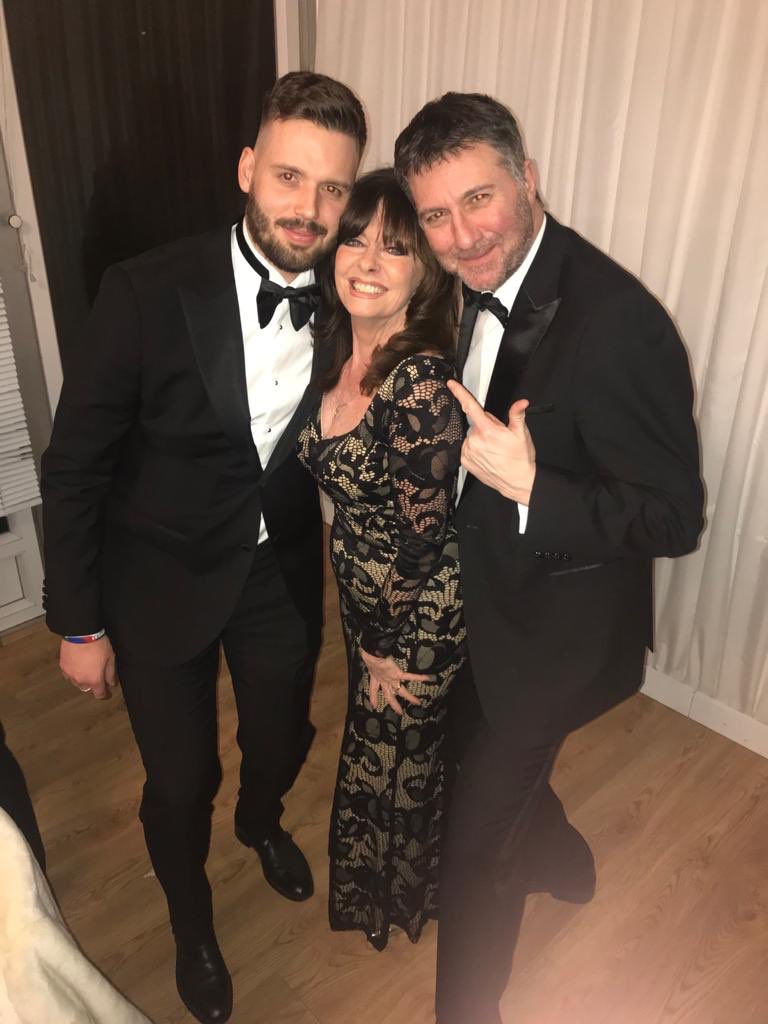 vickimichelle's tweet image. Brilliant night raising money for  @LordsTavEastern Proud to be President with Ronnie Irani. Fabulous supporters. Raised £14,000. Ian Irving great host, so funny. @iantopcomic Well done @JoshMaleary #IronManChallenge @RonnieIrani #JoHicks @BorehamHouse @LordsTaverners