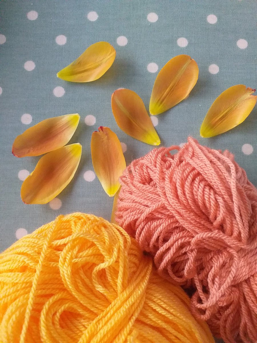 beyond_blanket1's tweet photo. Bringing a few rays of Spring colour and sunshine to help you on your way today 🧡💛 #spring @LoveCraftsCom @StylecraftYarn using Stylecraft DK special: Saffron, Cream &amp; Blush https://t.co/xbdOn6F7sr