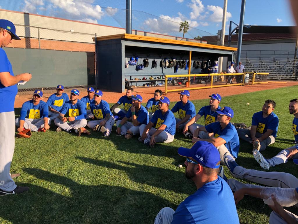 CBBS - Conf. Brasileira de Beisebol e Softbol (@cbbsbr) on Twitter photo Amistoso com vitória rumo ao <a href="/WBCBaseball/">World Baseball Classic</a> (6 a 2, Phoenix College)
#CBBS #Beisebol #Baseball #Beisbol #WBC Amistoso com vitória rumo ao <a href="/WBCBaseball/">World Baseball Classic</a> (6 a 2, Phoenix College)
#CBBS #Beisebol #Baseball #Beisbol #WBC