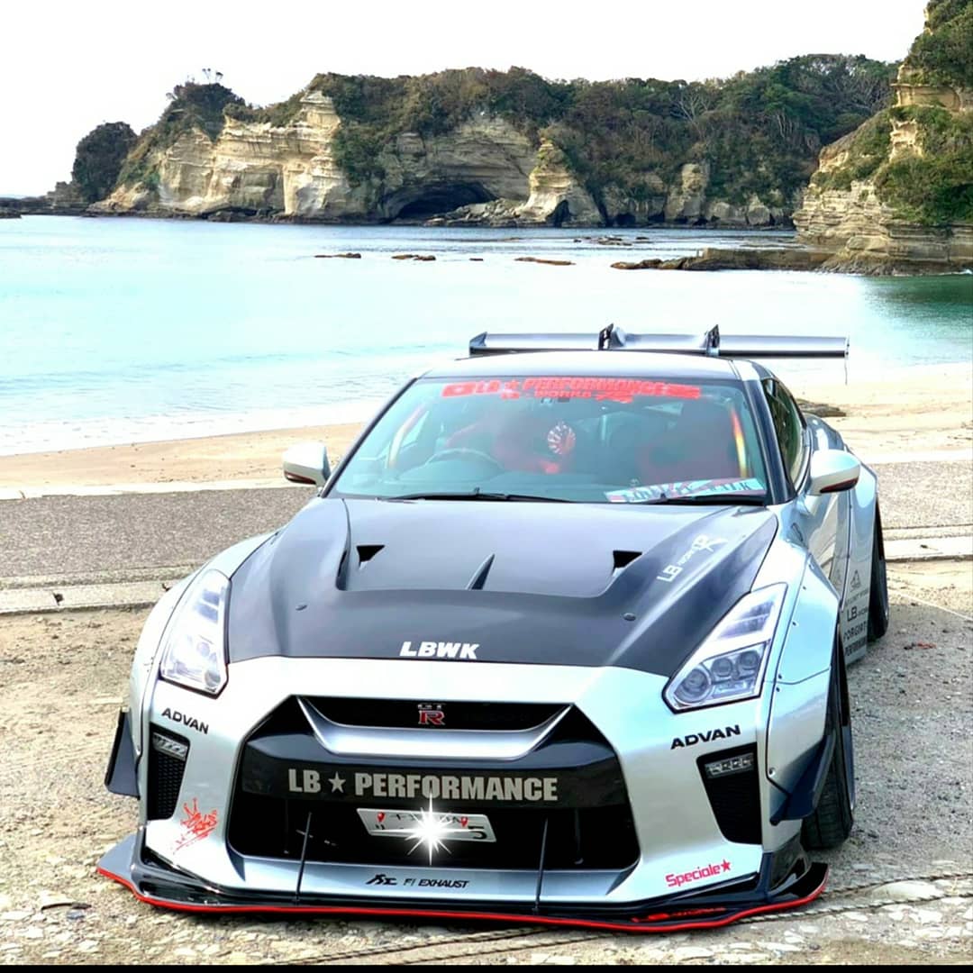 MasatoSea1173's tweet photo. さぁ、ZのNewホイール記念📷撮影場所決めたから後は天気次第😅
#libertywalk #lbperformance #LBR35 #Z34 #NISSAN https://t.co/0CLam2l5Kf