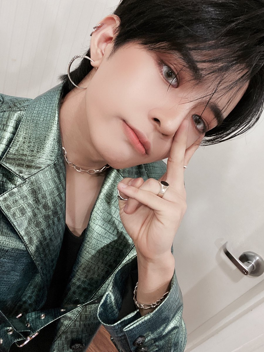 NewWorld_VICTON's tweet photo. [#수빈] 오늘 열심히 응원해준 앨리스들 
너무 고마워요! 이번 활동 열심히할게욧!! ;) https://t.co/rzskAWKKNo