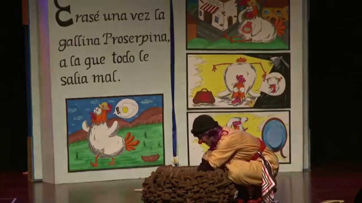 Proserpina en una gallina que todo le sale mal. Quiere tener pollitos, pero,... sus huevos salen fritos. 
Con esfuerzo y constancia ¿Conseguirá su objetivo?
"Pobrecita Gallinita" de Margarito y Cía, inspirado en la gran Gloria Fuertes el viernes 19h. Casa Cultura <a href="/BarrioDeGamonal/">Gamonal</a>