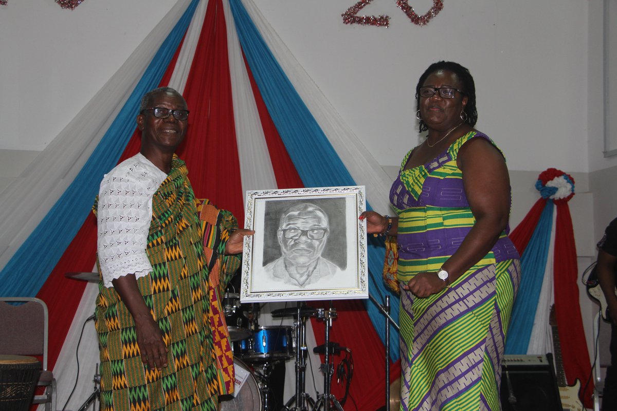 DptUcc's tweet photo. PROF. N.N KWPFIE being honored by the MUSIC and DANCE DEPT. UCC. https://t.co/T4QhalAAOU
