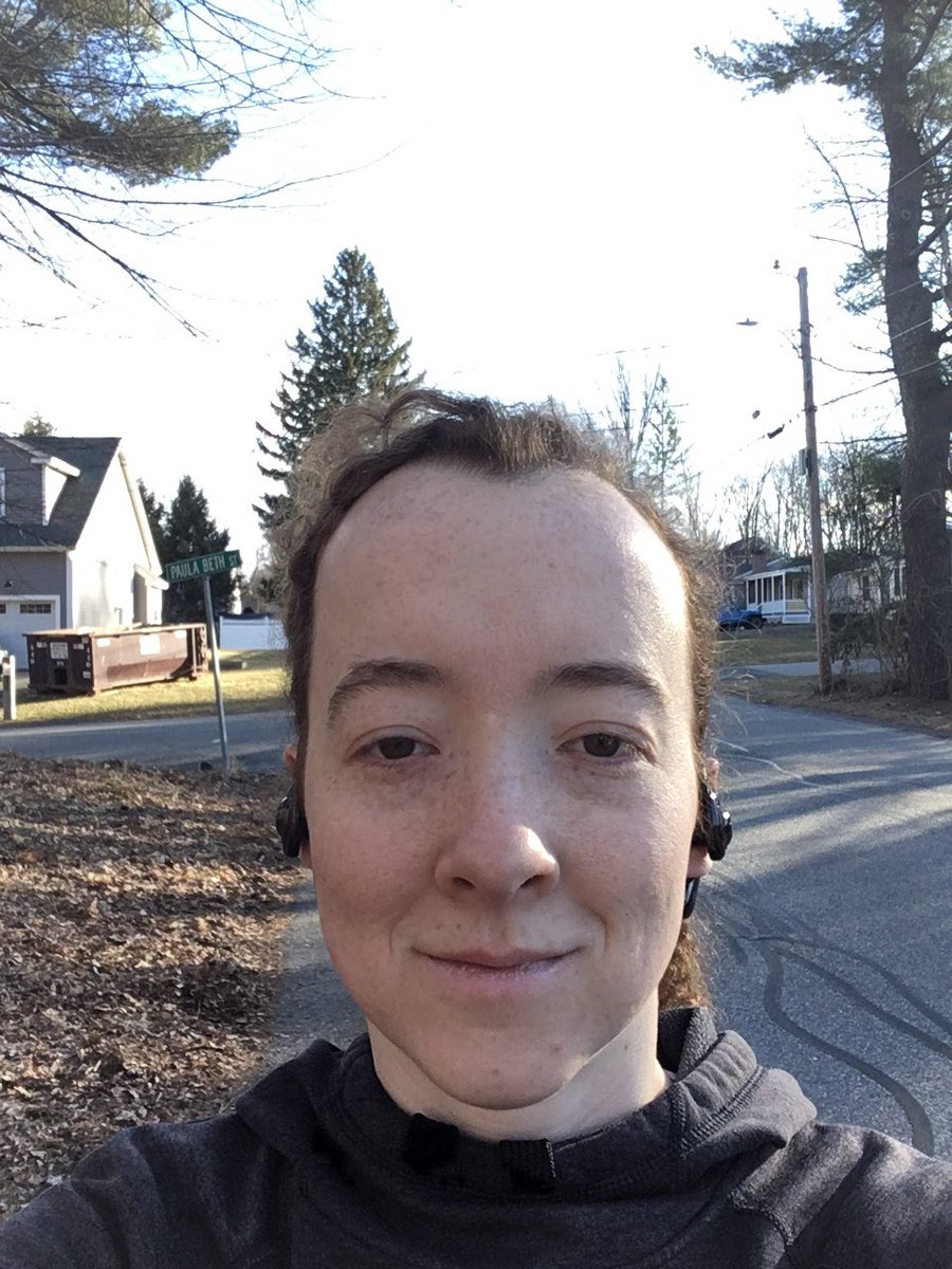 k128iMedia's tweet photo. 4.43 mile run & yoga this morning. Nothing better than having someone say u motivate them. #CompassExchange #adaptiveathlete #adaptiveartist #FitnessMotivation #pushinglimits #NewLevels #DaretoDream #EssentialTremor #run #fitness #fitwomen #Monday #Warrior #yoga #womenwhohustle https://t.co/UDmOFD3hkQ